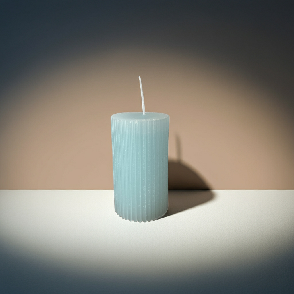 100% přírodní ručně vyrobená vonná svíčka kulatá s vůní levandule