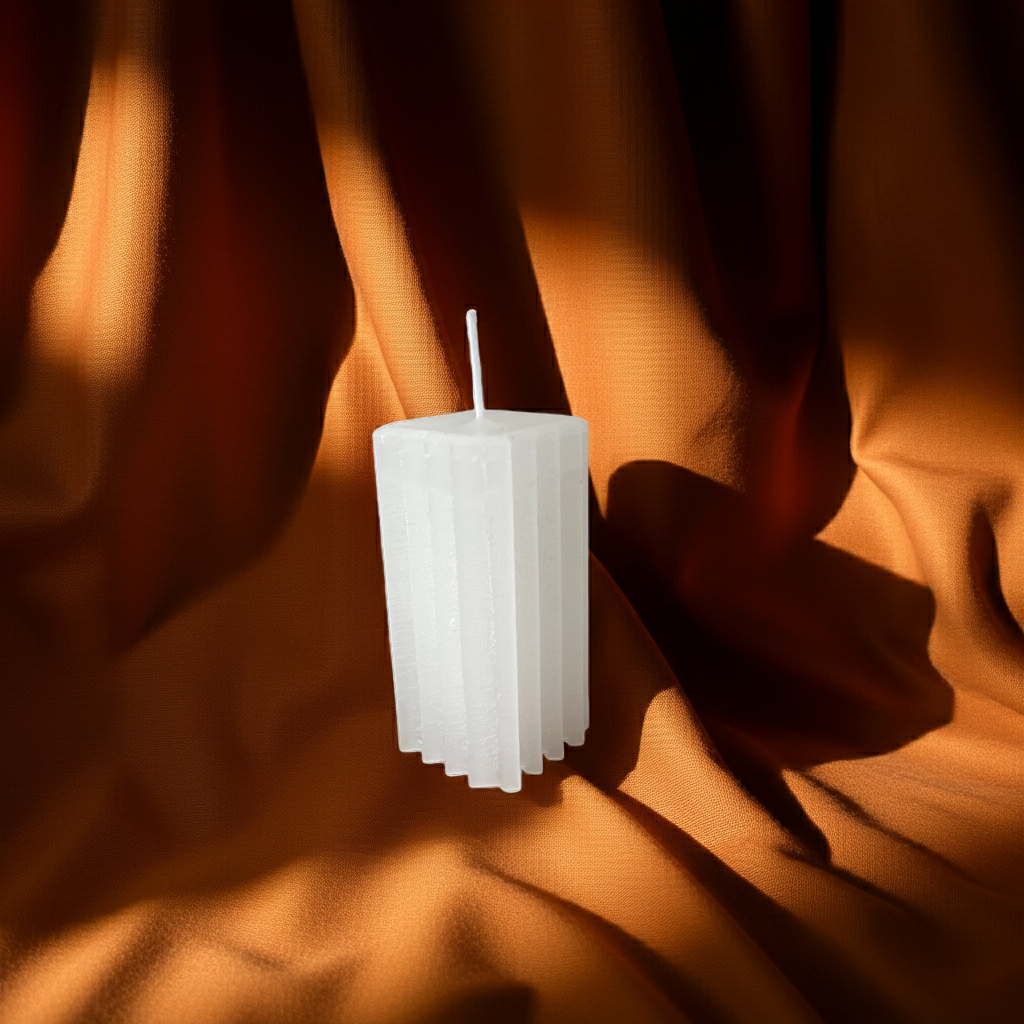 100% přírodní ručně vyráběná vonná svíčka s vůní třešňového květu